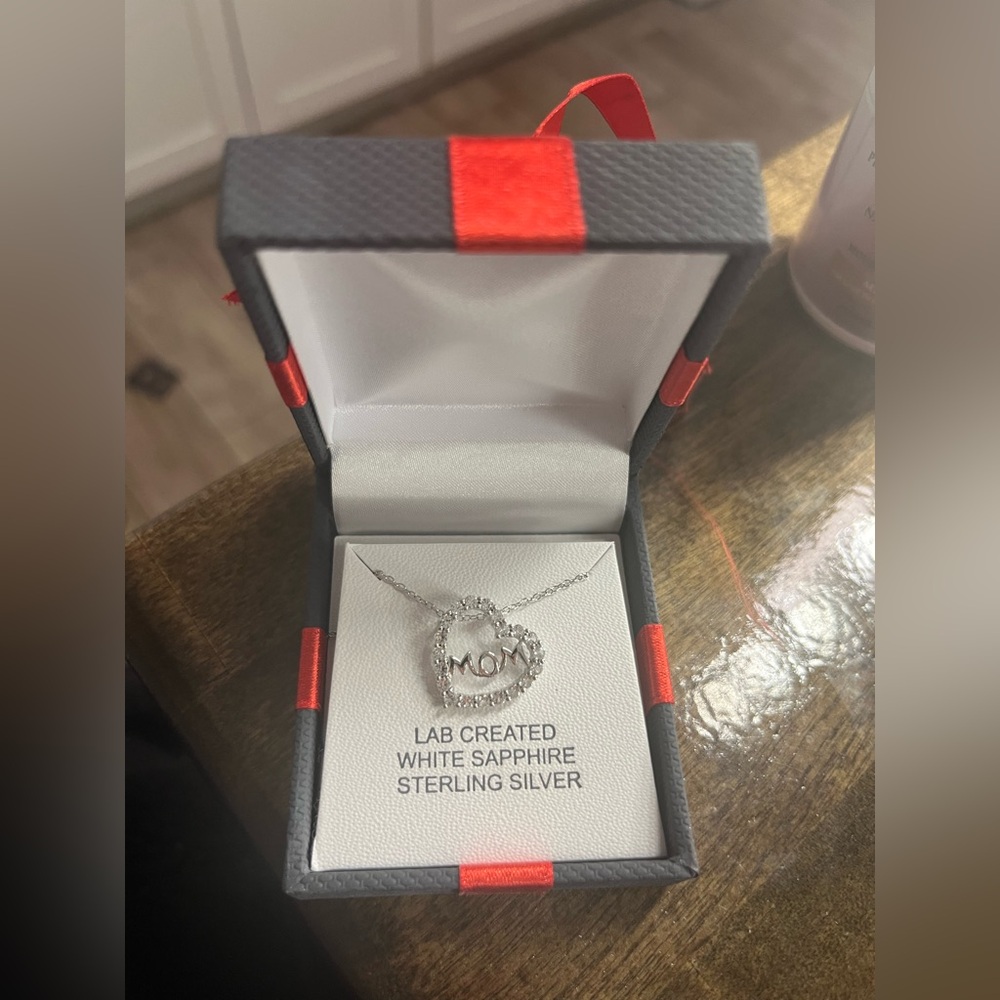 Mom Necklace